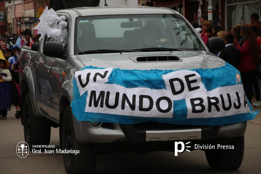Conoc a las instituciones premiadas por su participacin en el desfil