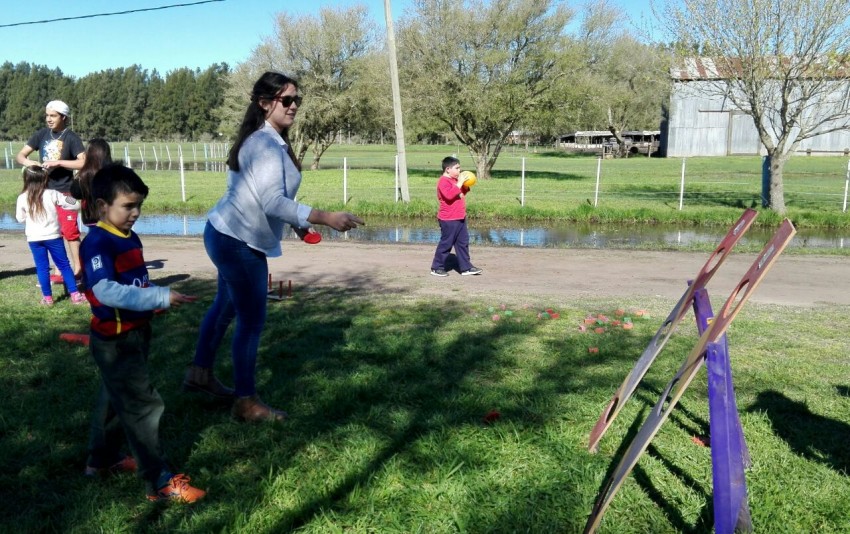 Macedo tuvo su festejo por la primavera y el da del nio