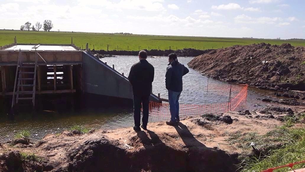 El intendente recorri la obra de la autova 56 junto al ingeniero a c