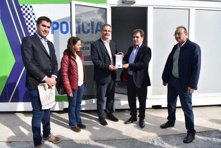Cristian Ritondo dej inaugurado un nuevo mdulo policial y entreg mo