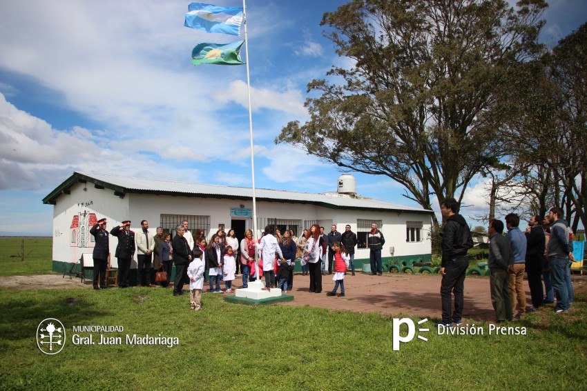 Inauguraron obras de refaccin en la Escuela del Paraje Medaland