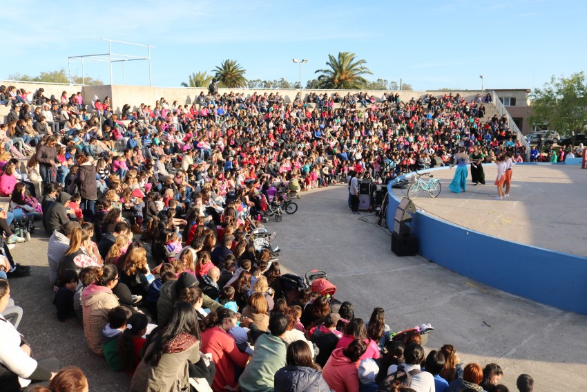 La obra Relatos de Princesas colm las instalaciones del Anfiteatro