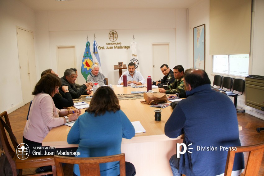 Autoridades del Ejecutivo y de las fuerzas de seguridad coordinaron ta