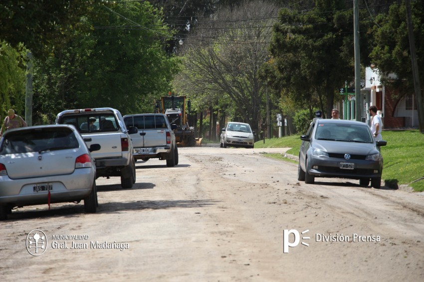 Nuevos trabajos de rastreo y colocacin de polvo de piedra