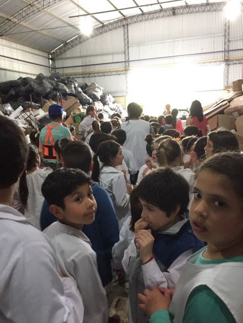 Alumnos de la Escuela Tuy visitaron la planta de reciclaje