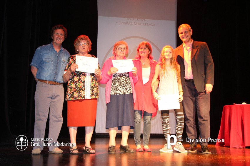 Emotivo acto de reconocimientos a quienes participaron de la final de 