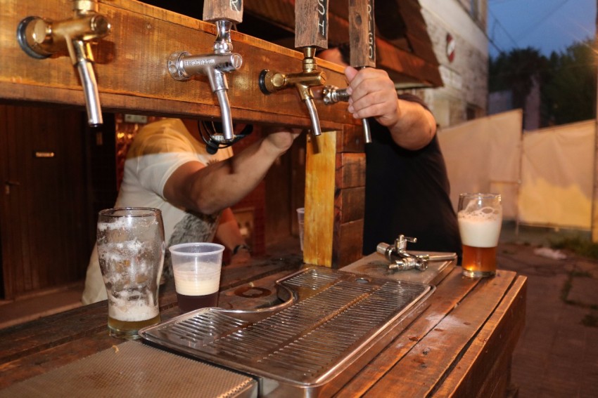 La fiesta de la cerveza convoc a ms de 1500 personas en pleno centr