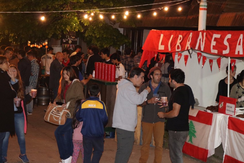 La fiesta de la cerveza convoc a ms de 1500 personas en pleno centr