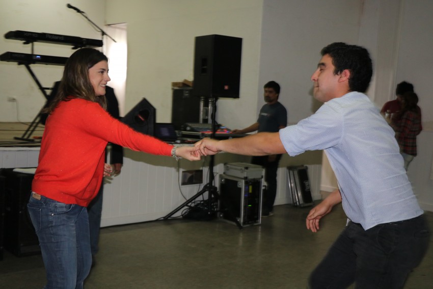 Los municipales festejaron su da con asado, baile y premios