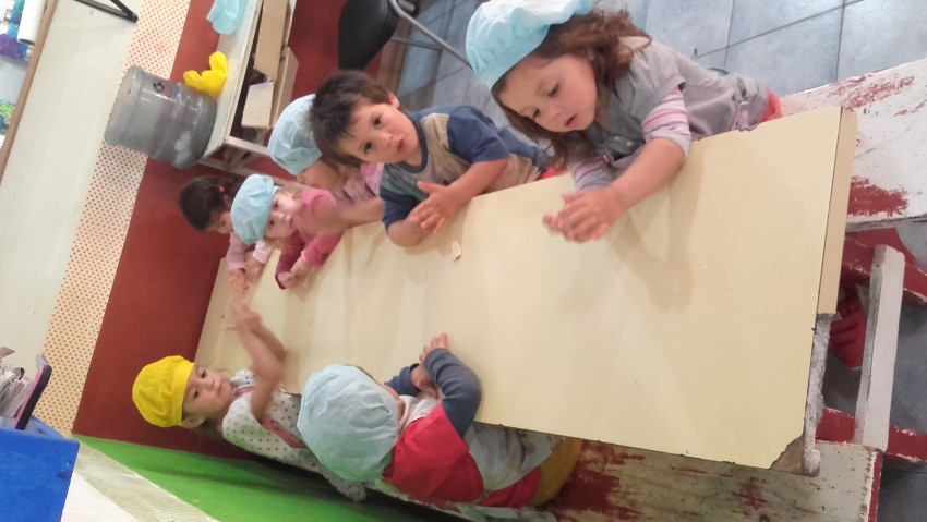 La Casita de Chocolate festej el da de la tradicin con tortas frita