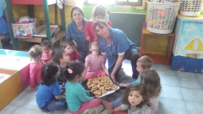 La Casita de Chocolate festej el da de la tradicin con tortas frita