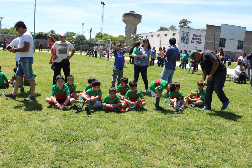 Concurrido Encuentro de Ftbol Infantil