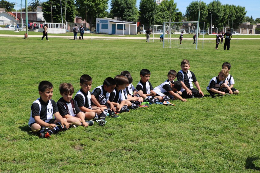 Concurrido Encuentro de Ftbol Infantil