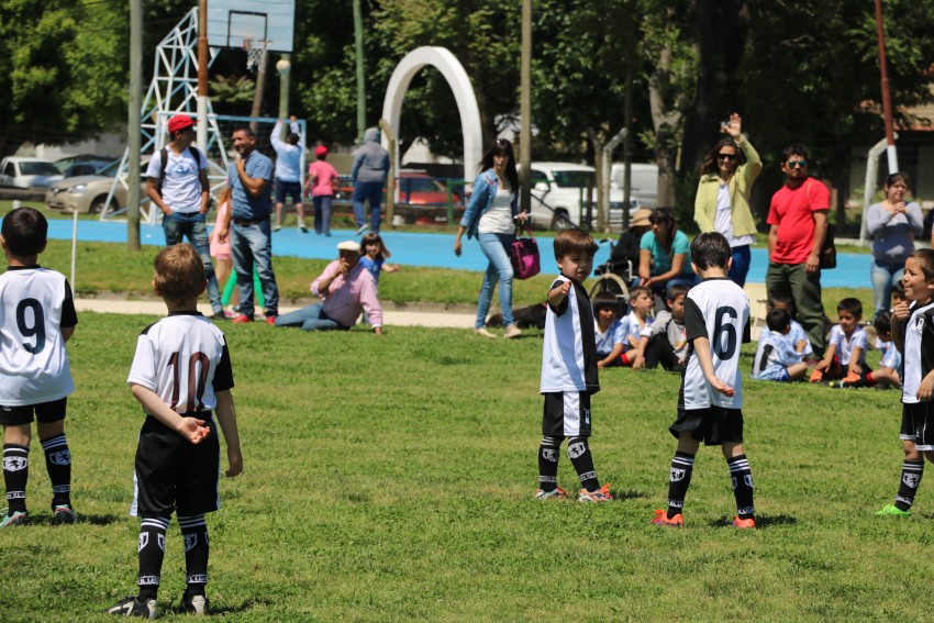 Concurrido Encuentro de Ftbol Infantil