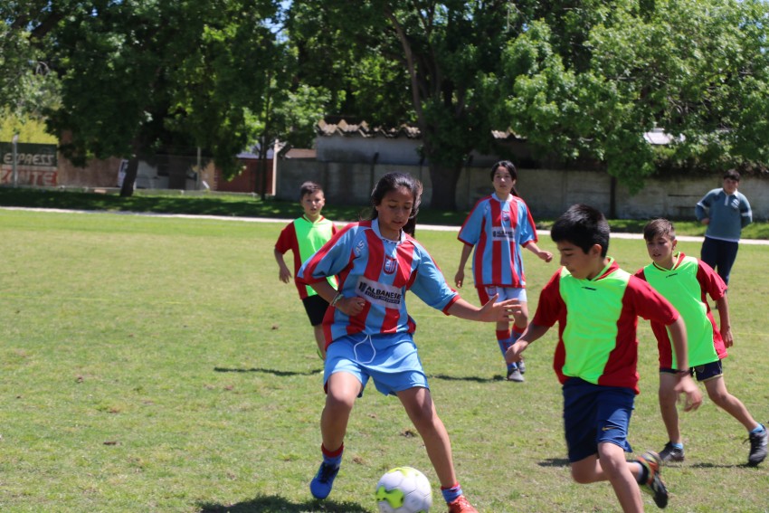 Concurrido Encuentro de Ftbol Infantil
