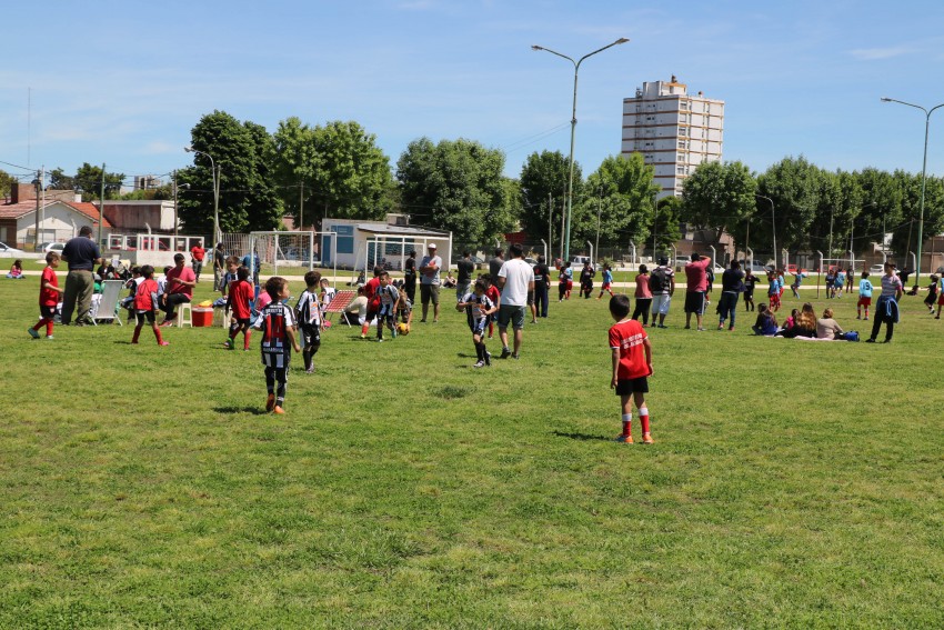 Concurrido Encuentro de Ftbol Infantil