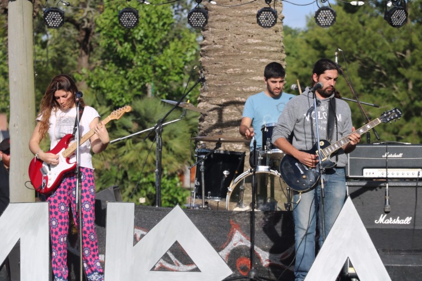 El Ma-Rock convoc a centenares de personas en el Anchorena