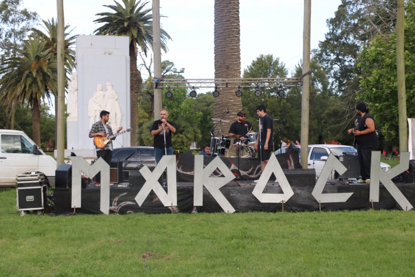 El Ma-Rock convoc a centenares de personas en el Anchorena