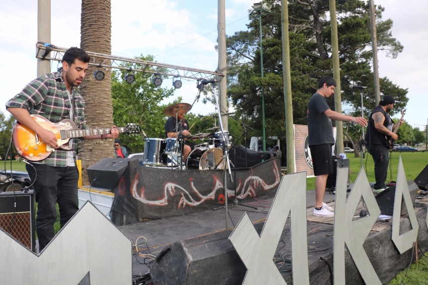 El Ma-Rock convoc a centenares de personas en el Anchorena