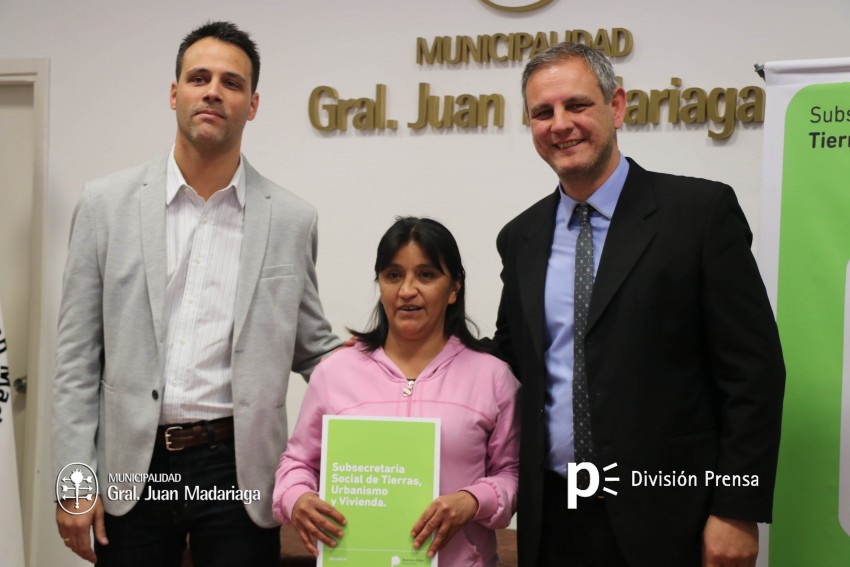 Autoridades otorgaron 41 boletos de compra venta del Plan Familia Pro