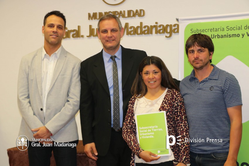 Autoridades otorgaron 41 boletos de compra venta del Plan Familia Pro