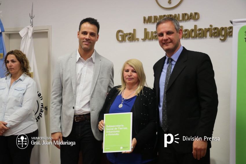 Autoridades otorgaron 41 boletos de compra venta del Plan Familia Pro