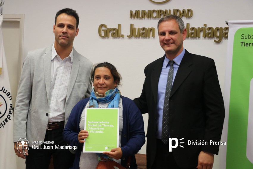 Autoridades otorgaron 41 boletos de compra venta del Plan Familia Pro