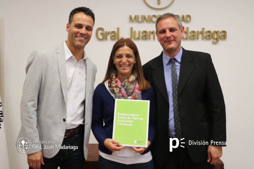 Autoridades otorgaron 41 boletos de compra venta del Plan Familia Pro