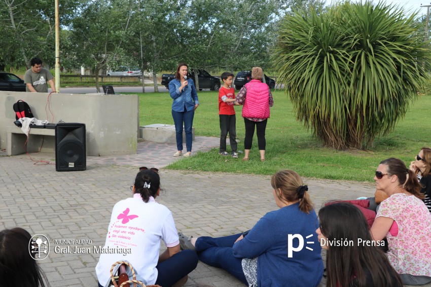 Con una radio abierta culminaron las actividades por el Da Internacio