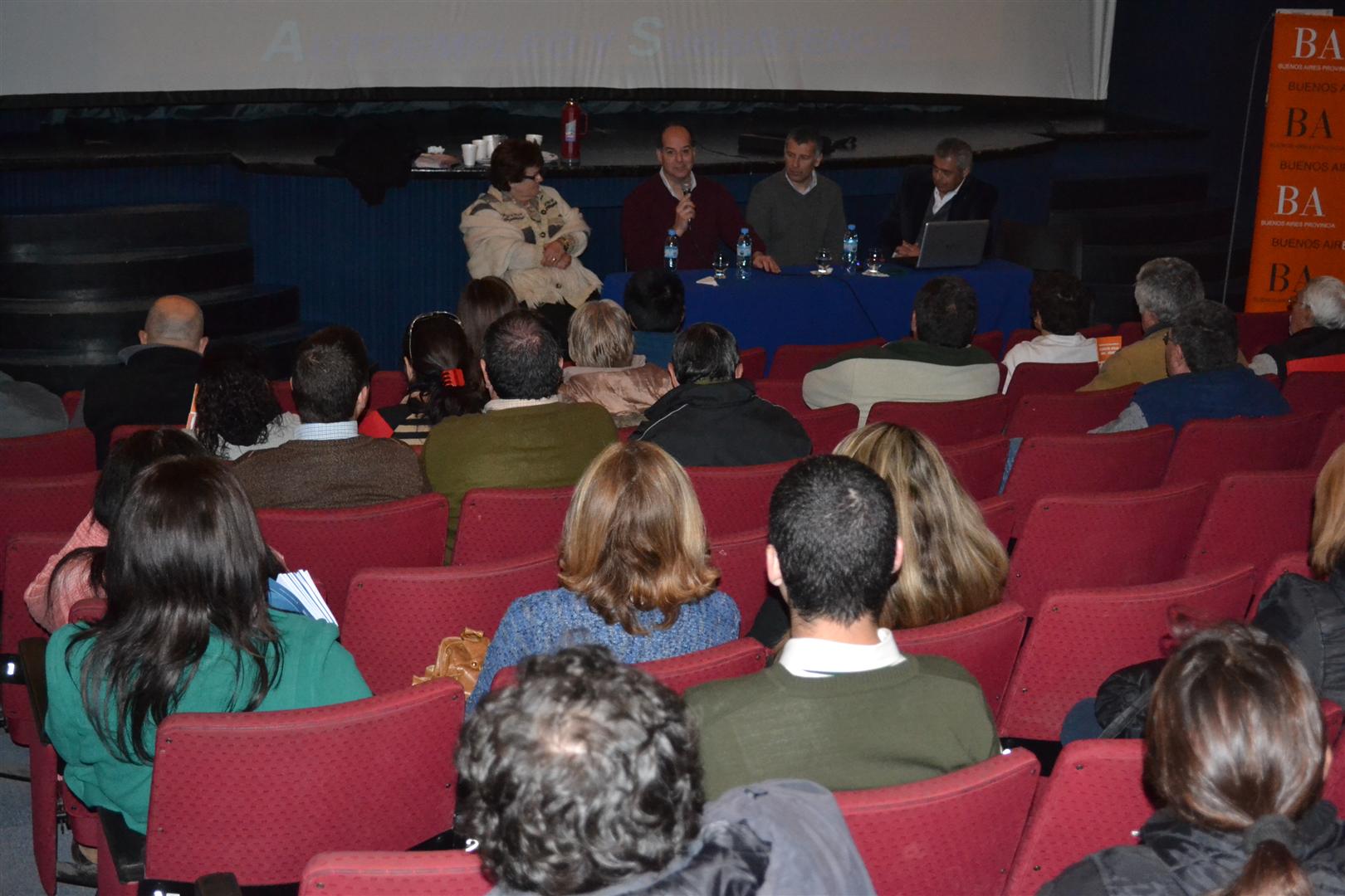 Empleo digno y formal