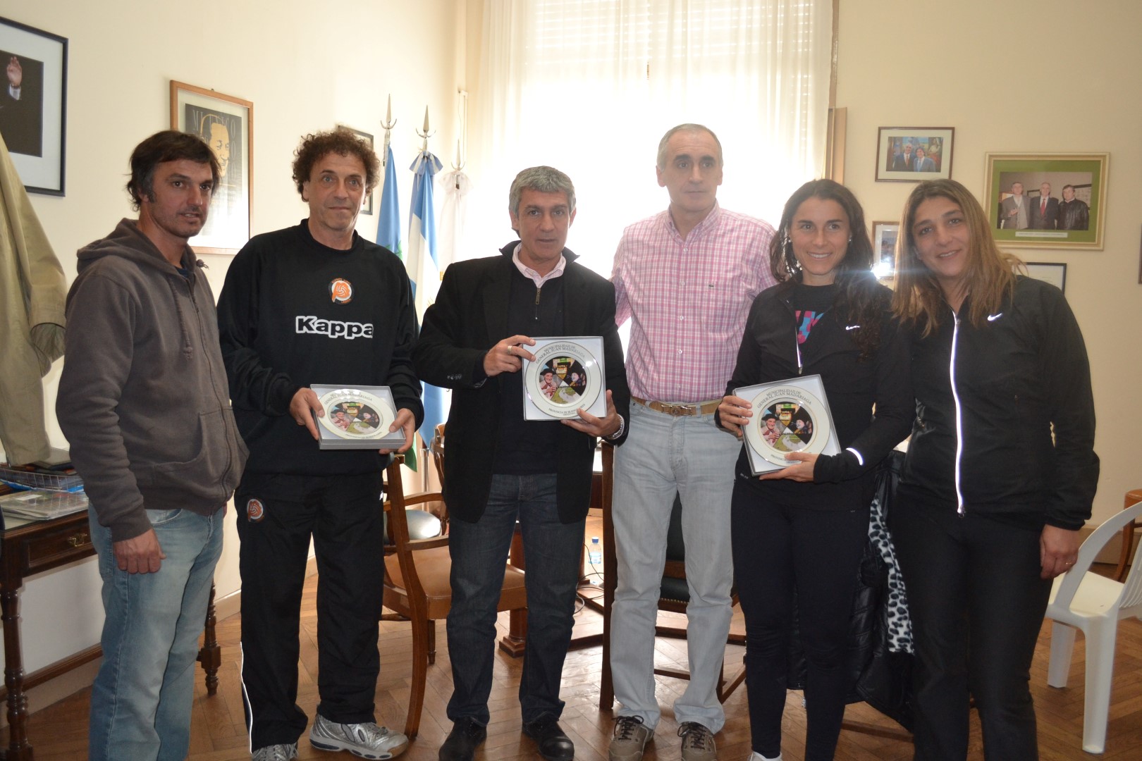 Exitosa cl�nica de v�ley y hockey