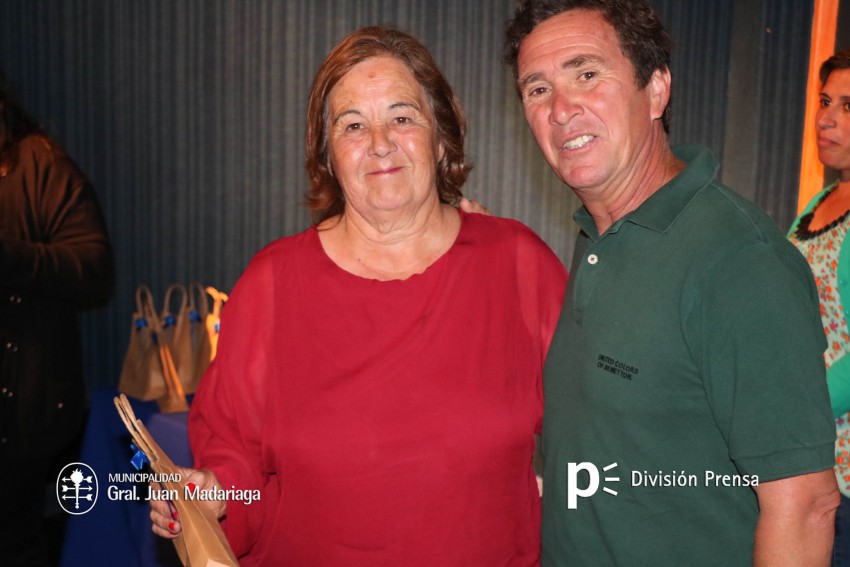 Reconocimientos y menciones especiales en la despedida de ao del 