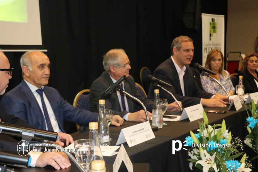 Se realiz� el 4� Encuentro Plenario de Delegaciones del Colegio de Esc