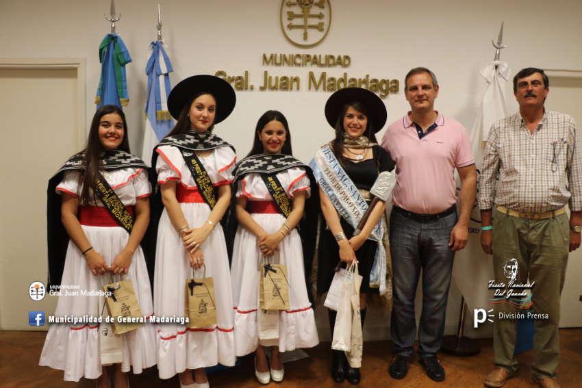 El intendente recibi a las reinas invitadas