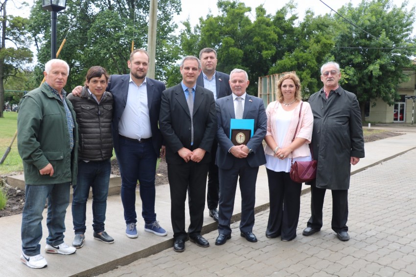 Declararon visitante de honor al vicecanciller de Montenegro