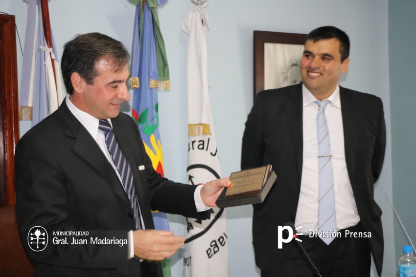 El intendente particip de la jura de Concejales y Consejeros Escolare