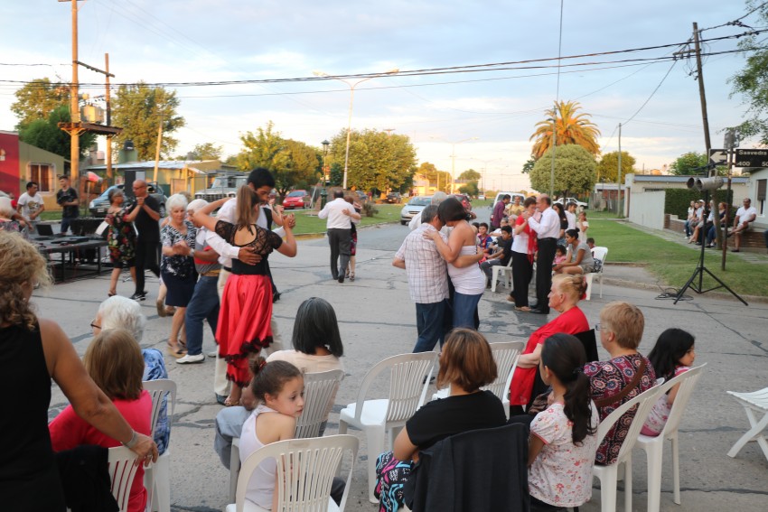 Se realiz la octava milonga callejera