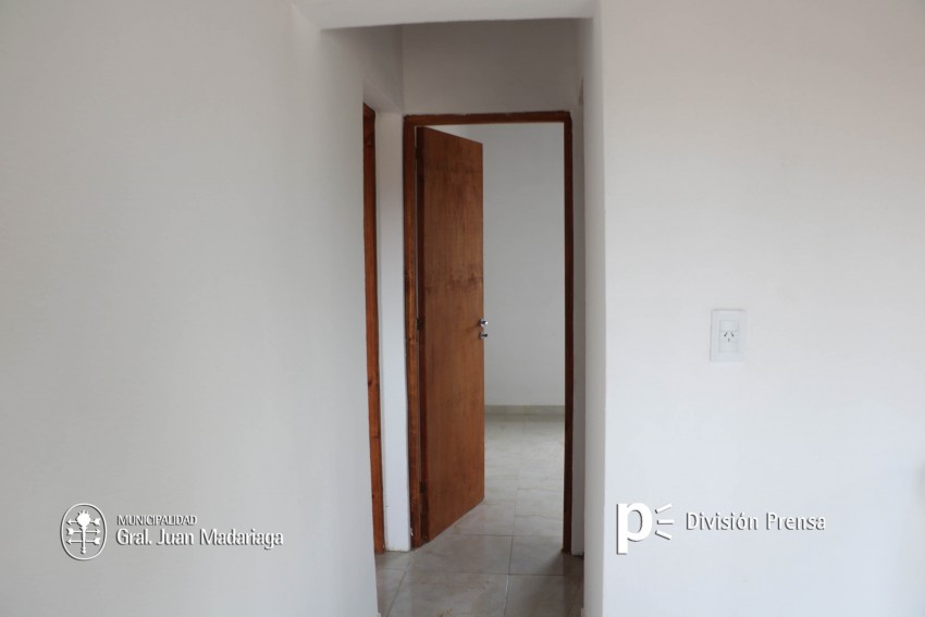 Entrega de viviendas - Santoro: 