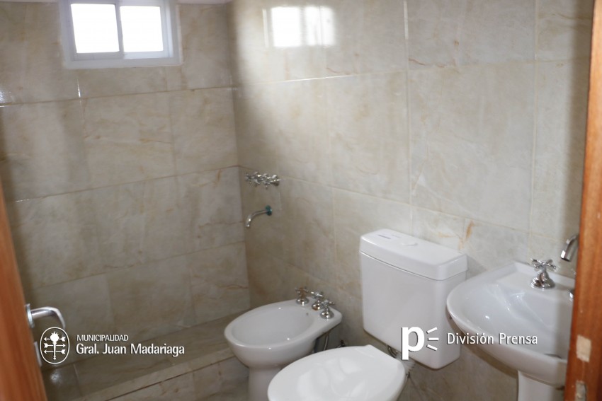 Entrega de viviendas - Santoro: 