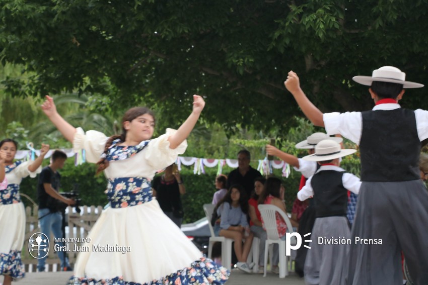Los abuelos festejaron junto a familiares y amigos el cierre de fin de