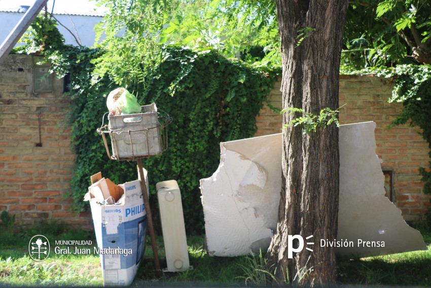 Continan los apercibimientos por arrojar residuos de porte medio en l