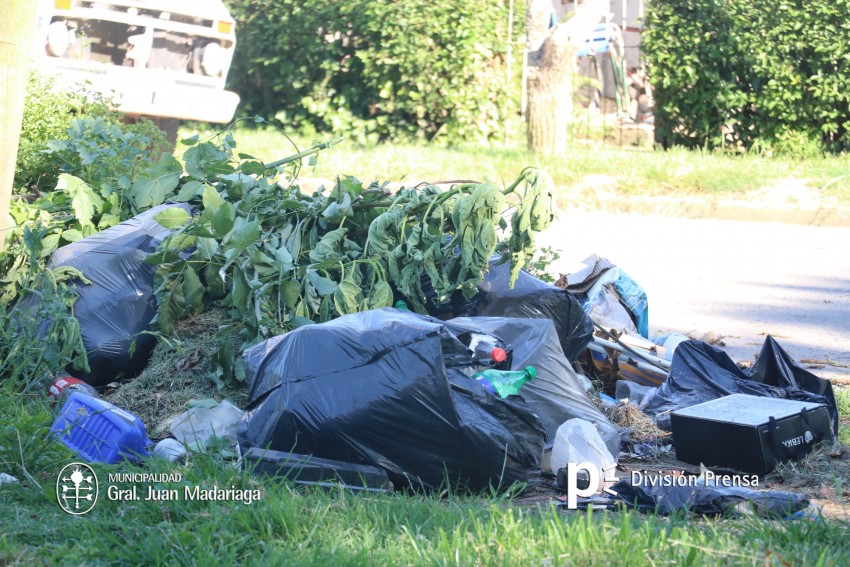 Continan los apercibimientos por arrojar residuos de porte medio en l