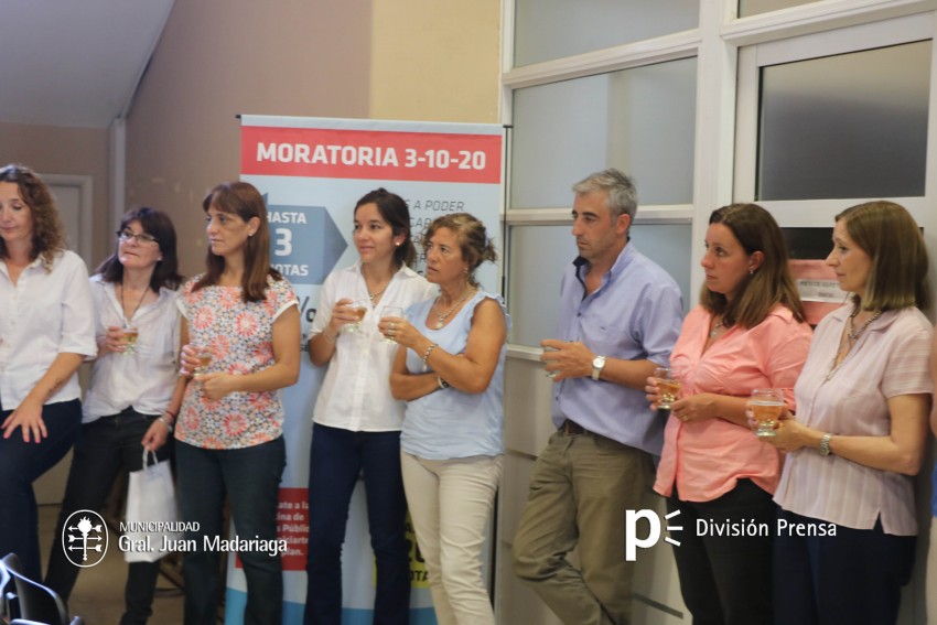 Santoro brind por fin de ao con los empleados municipales