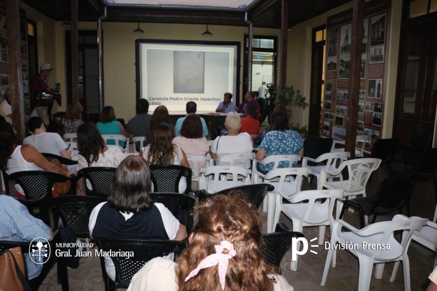 Cima disert sobre los gauchos matreros del Tuy
