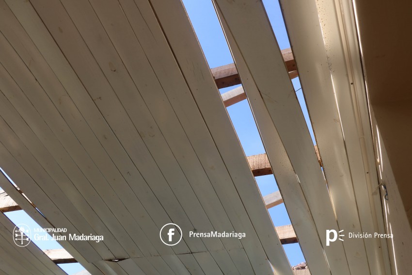 Repararn y reforzarn el techo de la Escuela N 9 del Paraje To Domi