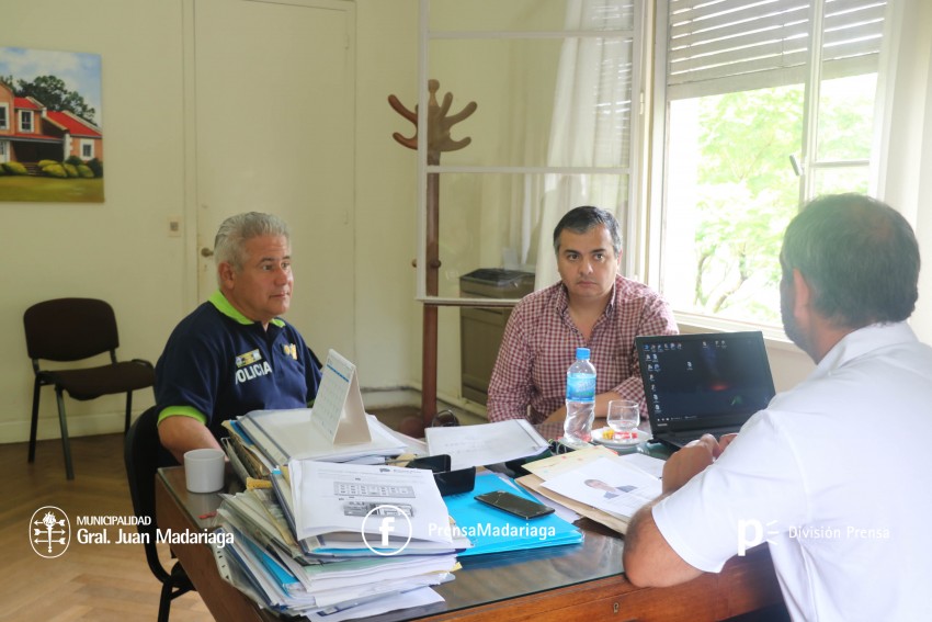 Santoro recibi al jefe departamental de la polica