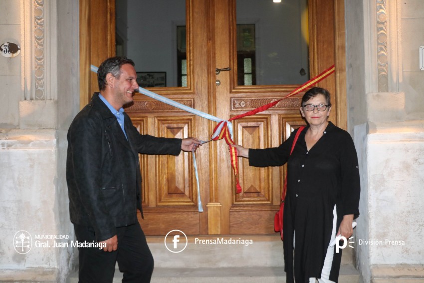 La Sociedad Espaola celebr sus 103 aos de existencia en su edificio