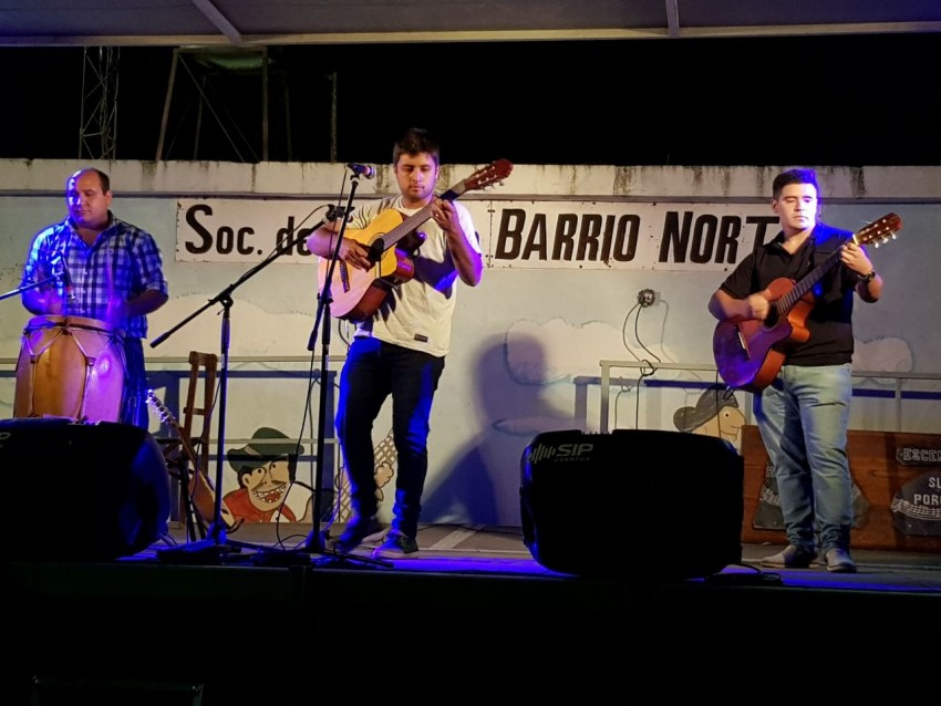 Folclore en los barrios colm las expectativas en el Norte