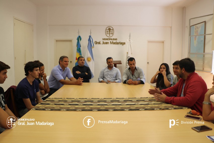 El intendente recibi a egresados 2018 para dialogar sobre la realizac