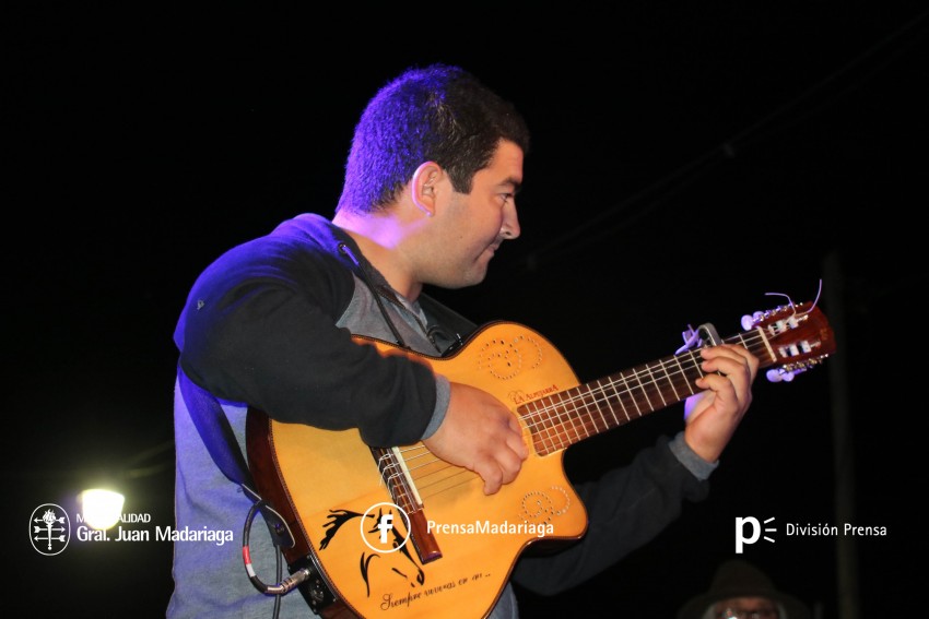 Los vecinos del barrio Belgrano tuvieron su noche de folclore